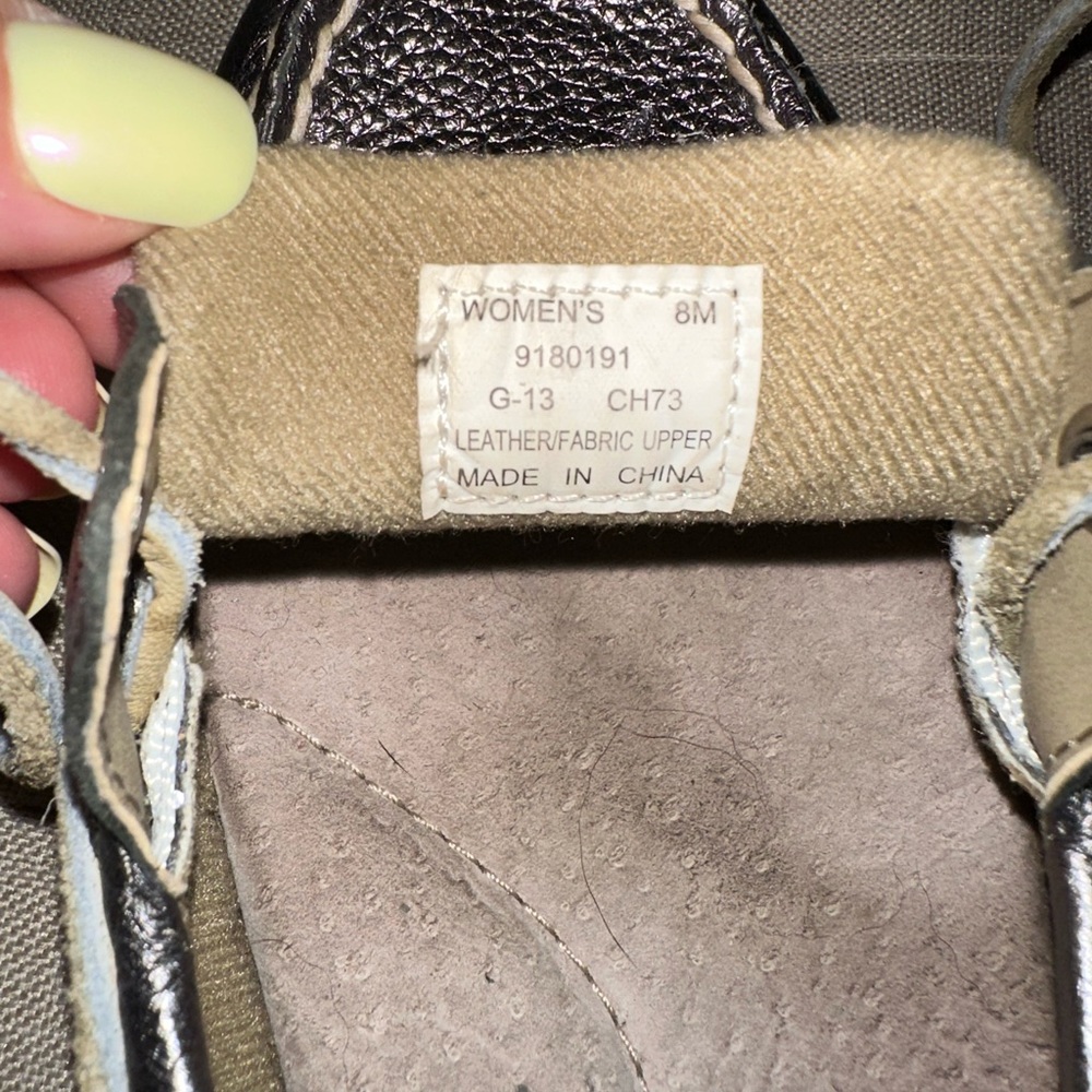 Sperry Top Sider Size 8 Silver - Picture 6 of 6